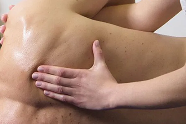 ANTICELLULITE AESTHETIC MASSAGE