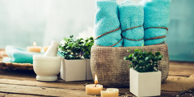 HAWAIAN LOMI LOMI NUI MASSAGE