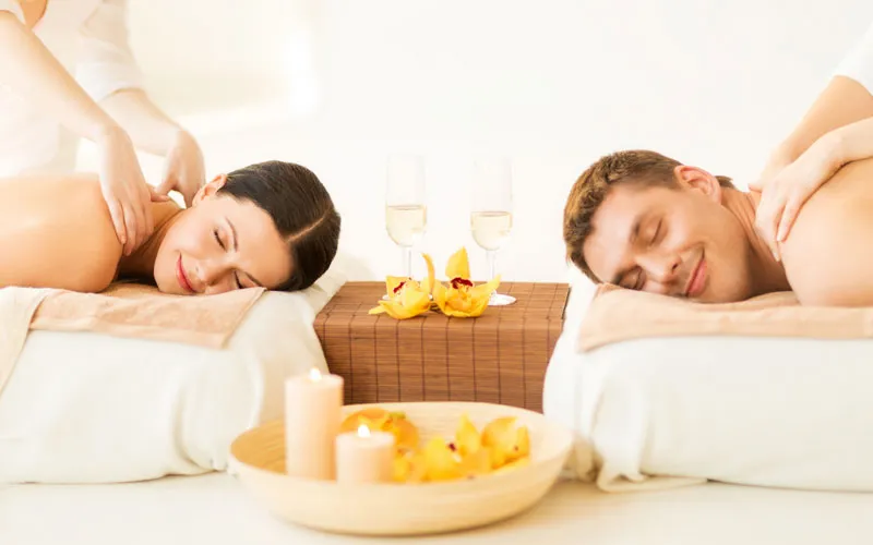 MASSAGGIO OF COUPLES